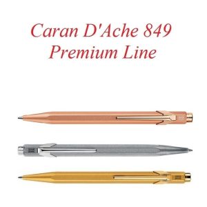 Caran D'Ache 849-Penna a Sfera "Premium" con Scatola Regalo in Metallo